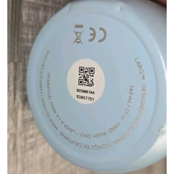Larq Purification Self Cleaning Water Bottle 25oz 740ml SeaSide No Charging Cord - Picture 1 of 4